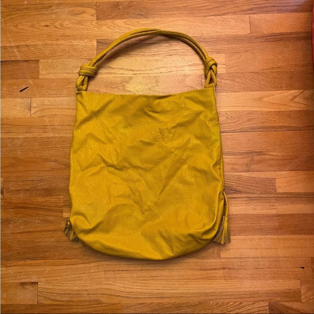 Fun Yellow sling purse